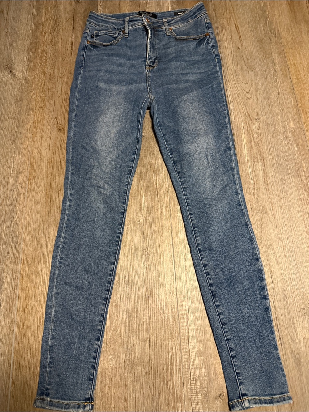 Judy Blue Mid Wash Skinny Jeans - Classic Blue